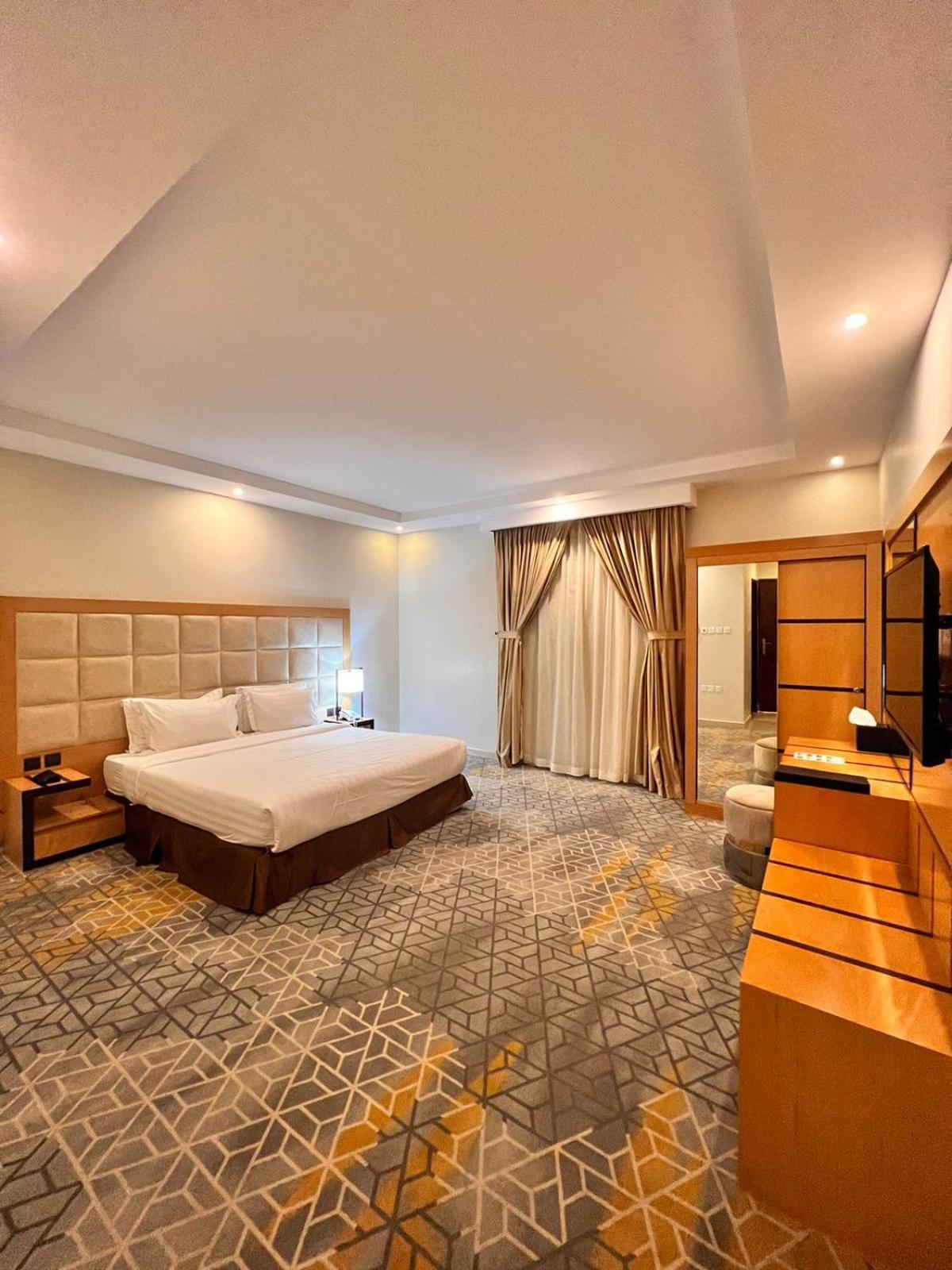 อัล มูฮัยดบ์ เรสซิเดนซ์ อัล คาฟญี Aparthotel Khafji ภายนอก รูปภาพ