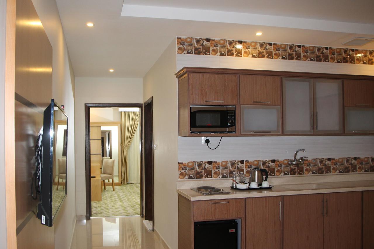 อัล มูฮัยดบ์ เรสซิเดนซ์ อัล คาฟญี Aparthotel Khafji ภายนอก รูปภาพ
